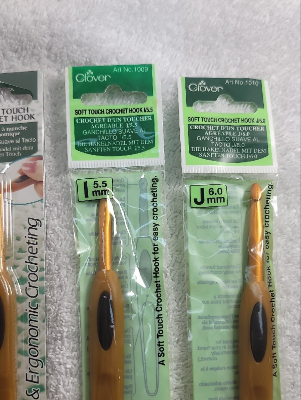 Soft Touch Crochet Hook Set - Set Of 4 - NWT - Picture 3 of 6